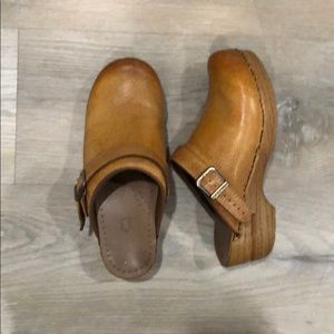 Dansko slingback clogs